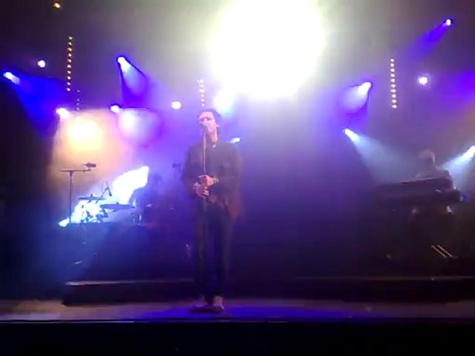 Mickael Miro L'horloge tourne ( début ) Portes les Valence 27 juillet 2012