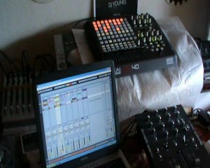 JEROME ZAMBINO - Live Edition 04 (Akai APC 40 & Ableton Live)