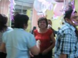 ginita bailando con la señora  jenny en el baby shower de jacqueline 2011