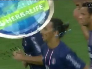 1er but de Zlatan IBRAHIMOVIC avec le PSG (bonne qualité)