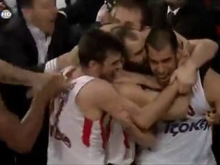 Olympiacos BC (Το βλέμμα παγώνει - Η καρδιά σταματάει)