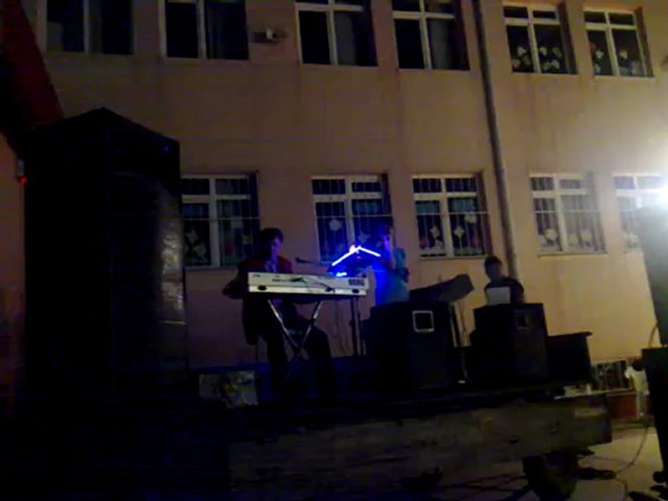 BİRSEN -UZAK YOLLARDA