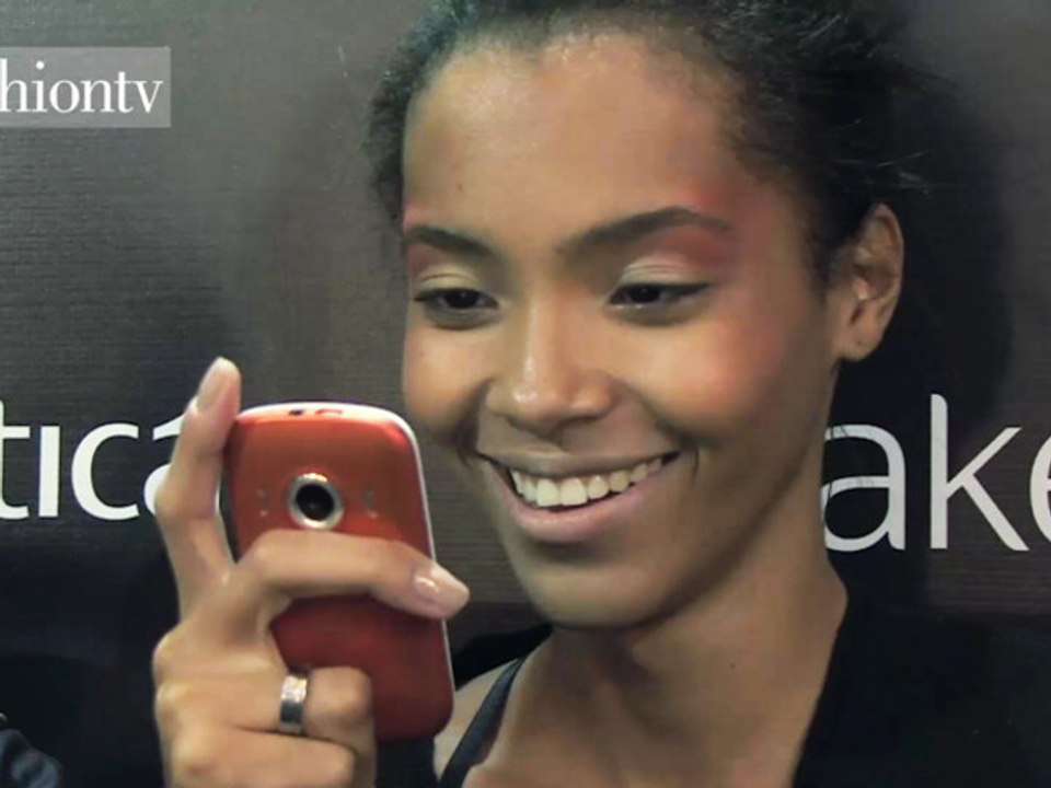 Backstage at Cantao Spring '13 - FFW Fashion Rio | FashionTV