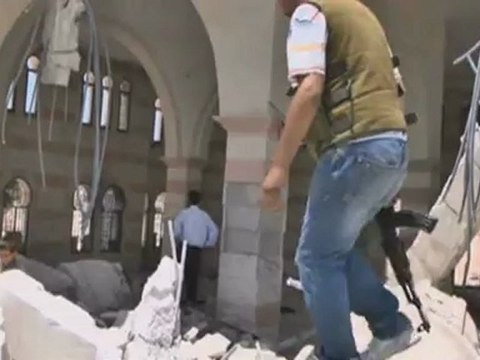 Battle for Aleppo continues with heavy shelling and gunfire