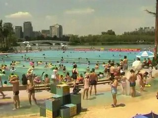 Chinese celebrate Olympic golds