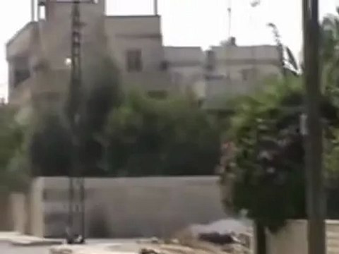 Syria فري برس درعا المحطة اشتباكات بمخفر المخيم 27 7 2012 ج4 Daraa
