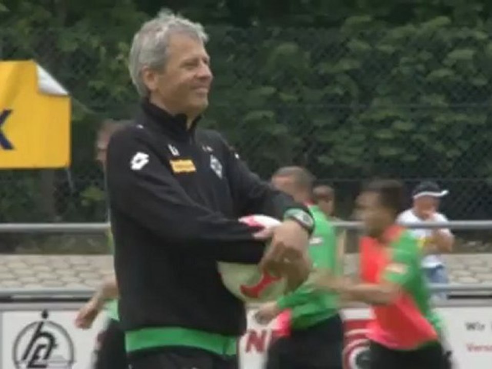 Mlapa erleidet Bänder- und Kapselriss