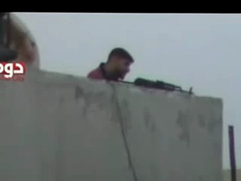 Syria فري برس ريف دمشق القناص يترصد بالأطفال والنساء دوما 27 7 2012 Damascus