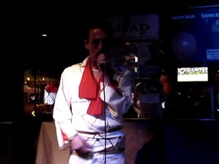 Elvis PRESLEY son  sosie