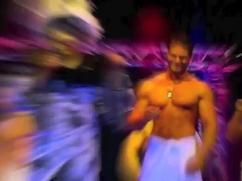 SPECTACLE CHIPPENDALES