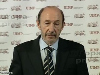 PSOE: "Más recortes llevarán a más desempleo"