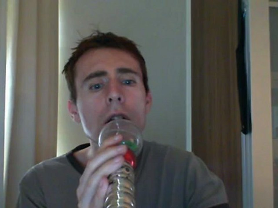 Wiwi égratigne "la douceur de vivre" de Johnny Hallyday