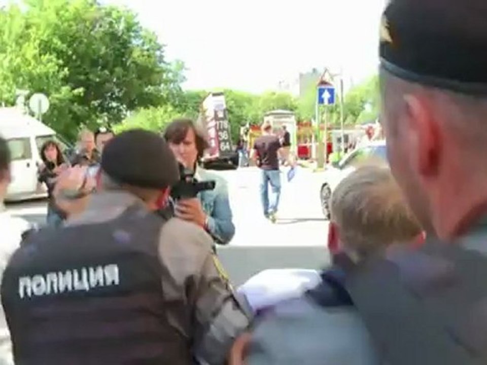 'Punk-Gebet' gegen Putin: Frauenband Pussy Riot vor Gericht