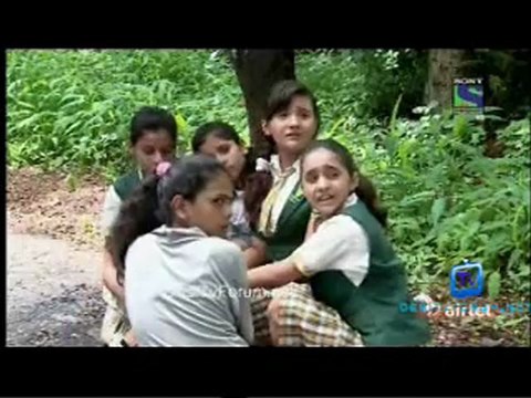 Parvarish Kuch Khatti Kuch Meethi 30th July 2012 Pt3