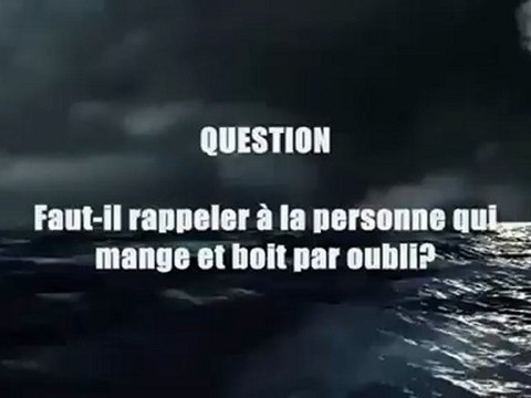 ♦ Faut-il rappeler à la personne qui mange et boit par oubli _ Sh. Ibn Baz رحمه الله