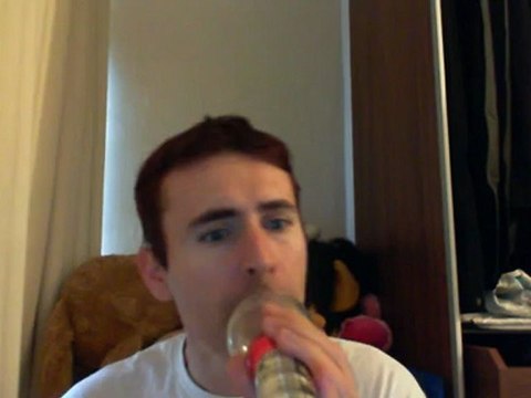 Wiwi égratigne Mr right now d'Akon & Pitbull