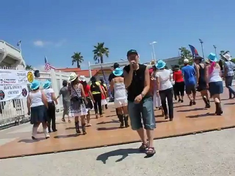 Mimu Zik auWeek-End americain Country au Grau du Roi 2012 Bandido's Dancers