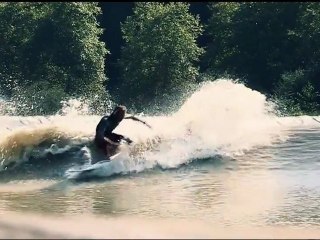 Rip Curl - Mick & Owen At The Wave Garden
