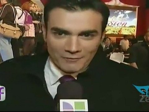 David Zepeda @davidzepeda1 confiesa como duerme