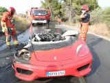 Ever Banega sale ileso del incendio de su Ferrari 458