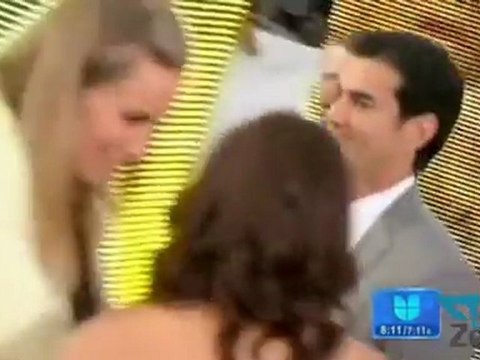 David Zepeda @davidzepeda1 Estrellas en la alfombra verde LatinGrammy