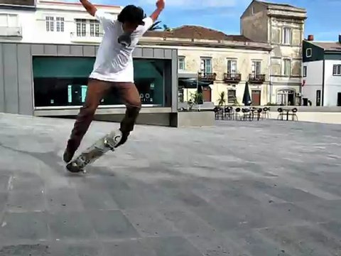 Emanuel Costa - Teatro skateboard