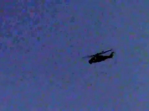 Syria فري برس حلب صلاح الدين لحظة إطلاق صاروخ من المروحية جـ2 29 7 2012 Aleppo