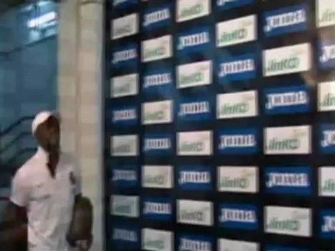 Deportes / Fútbol: El Valencia se impone al Oporto en el Trofeo Naranja