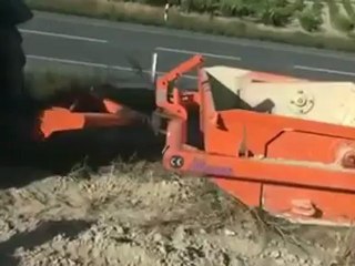 Scraper pour vigne et arbres - 1