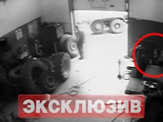 Rusya'da atölyede patlama anı kamerada