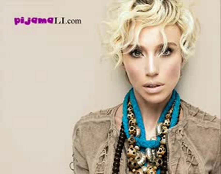 Gülşen - tamamen yanılsama