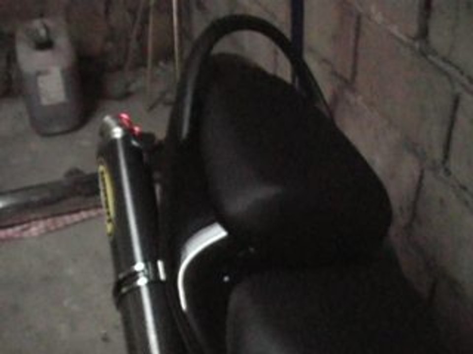 SV 650 avec pot NIKKO RACING carbone