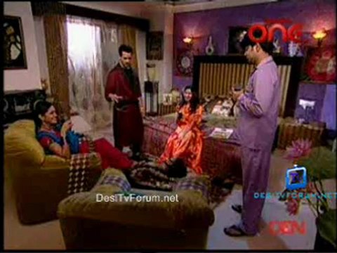 Jhilmil Sitaron Ka Aangan Hoga 31st July 2012 Video Watch