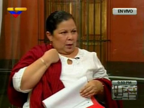 (VÍDEO) Contragolpe (2/2): Entrevista Ministra Yadira Córdova 30.07.2012