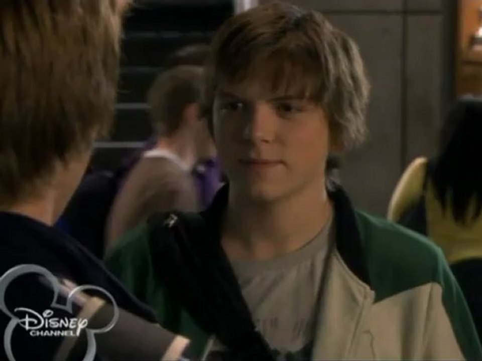 Derek S2 EP3.La fille qui crie à la rupture