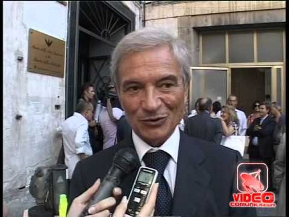Napoli - I gioielli dell'Ospedale del Reame tornano nelle teche degli Incurabili (31.07.12)