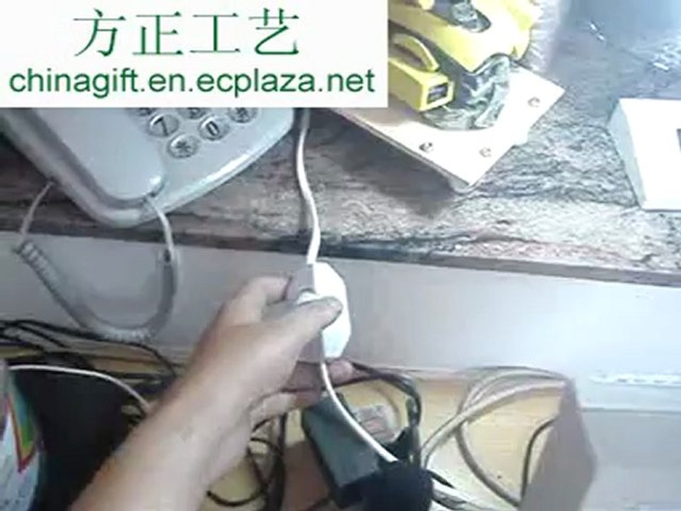 Funny Assembly DIY Wood Table Desk Lamp Light