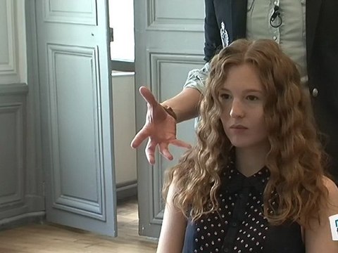 Tuto Coiffure Madonna ondulé