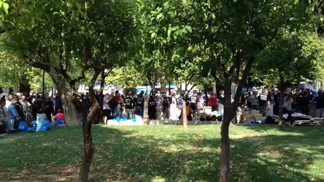 Δωρεάν τρόφιμα από την Χρυσή Αυγή2