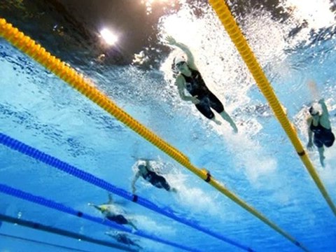 Chinese support their Olympic swimmer Ye Shiwen