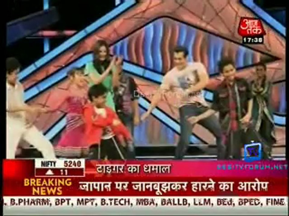 Movie Masala [AajTak News] 1st August 2012 Video Watch Online P1