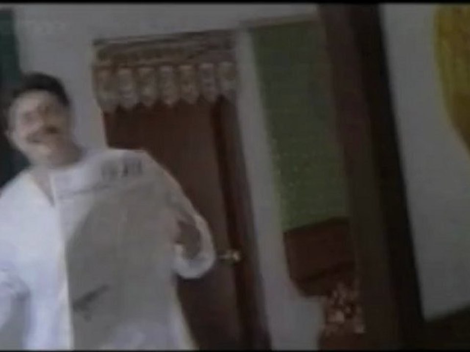 Ajithkumar & Maanu in Tilothama - Kadhal Mannan Romatic Song