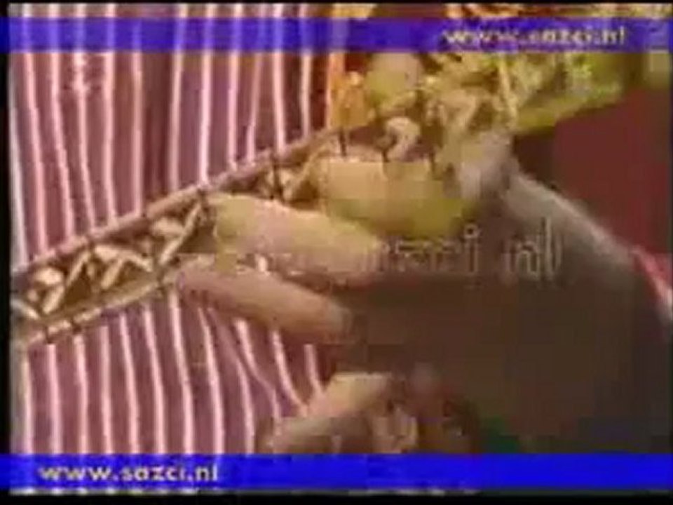 MUSA  EROĞLU       "BİR GÜZELİN AŞIĞIYIM ERENLER "