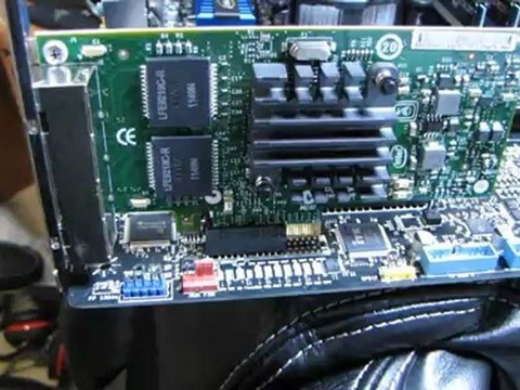 Personal Project - Make a PCIe 1x Slot Compatible with Longer Cards Linus Tech Tips