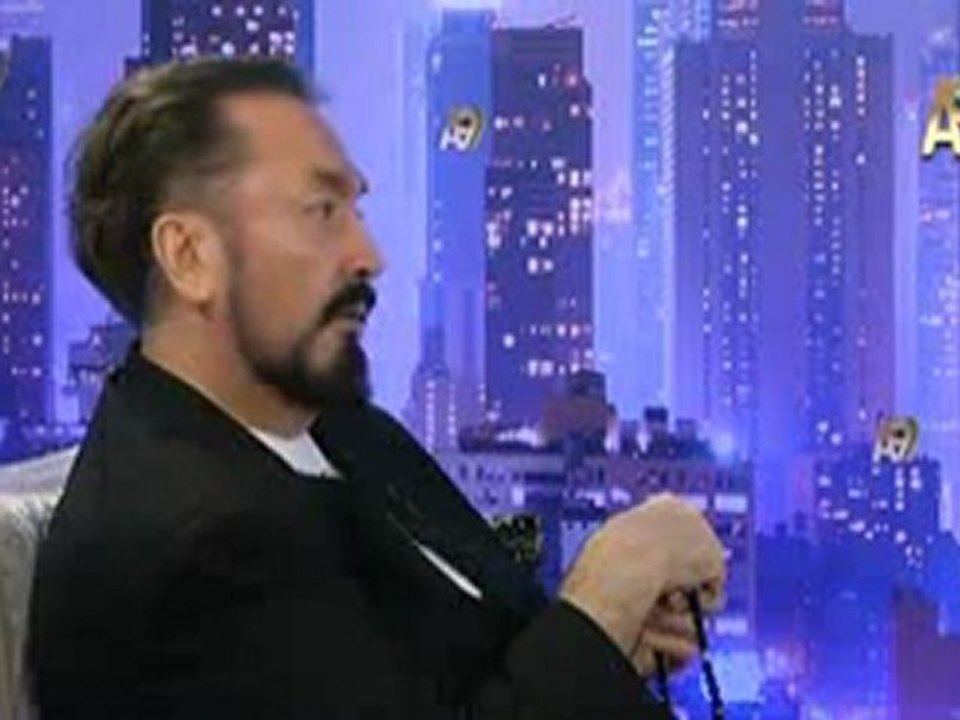 Barış içinde yaşamak dünyanın hakkıdır, barış için gayret etmeliyiz. (Adnan Oktar)