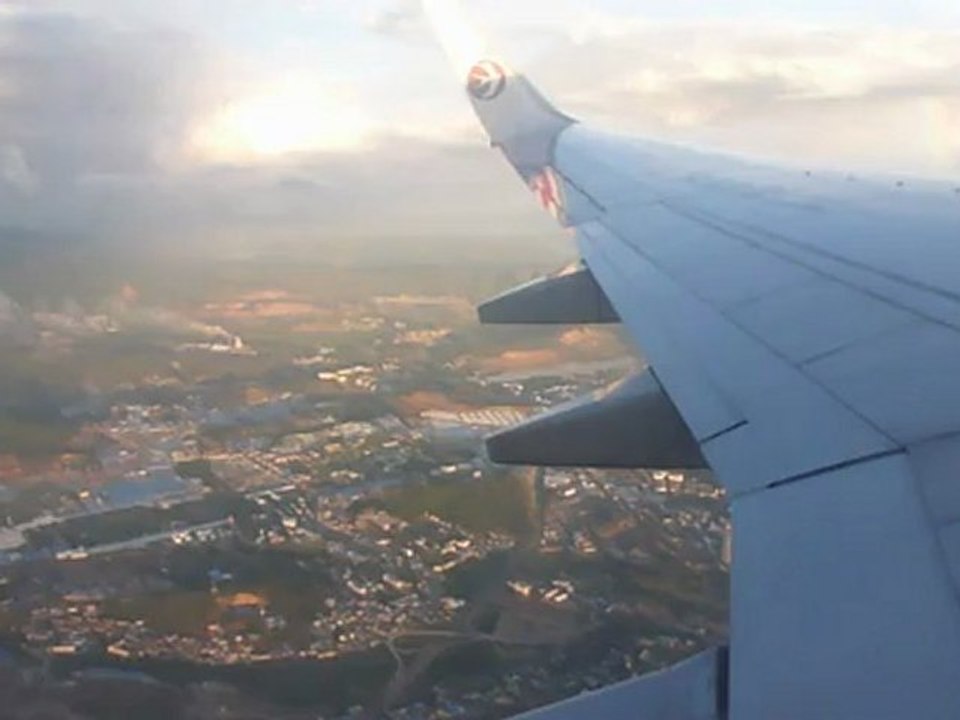 Décolage de Kunming à bord d'un Boeing 737