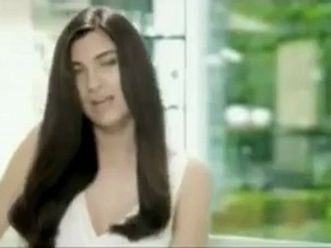 Tuba Büyüküstün - Pantene AquaLight reklamı