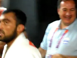 Πανηγυρισμοί Ηλιάδη Καπράλου στο Λονδίνο