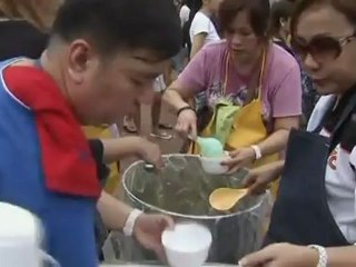 Philippines starts flood clean up