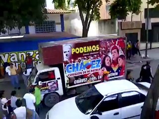 300 personas ingresan a antigua sede de Podemos y causan destrozos